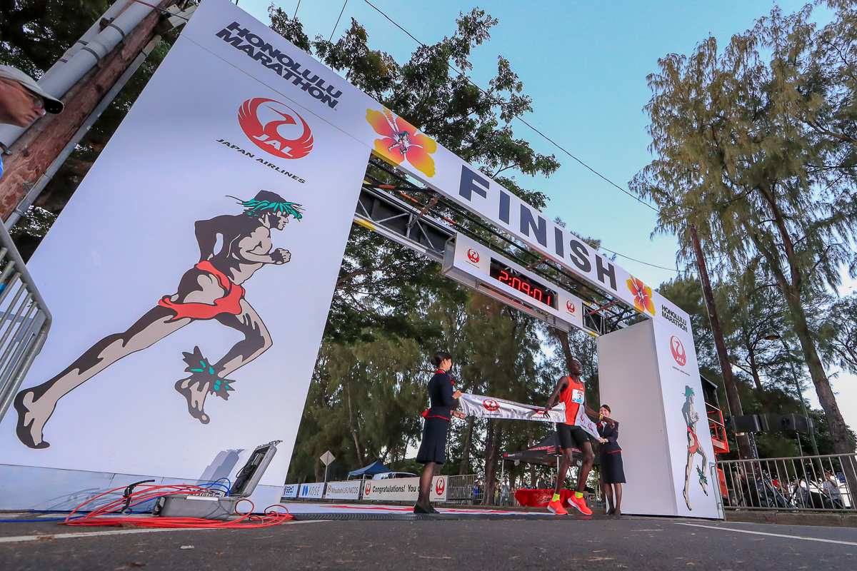 HONOLULU, HI - DECEMBER 09:  Titus Ekiru of Kenya wins the Honolulu Marathon 2018 on December 9, 2018 in Honolulu, Hawaii.  (Photo by Tom Pennington/Getty Images for HONOLULU MARATHON) *** Local Caption *** Titus Ekiru